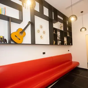 https://citizen-suites.hotelssaintjulians.com